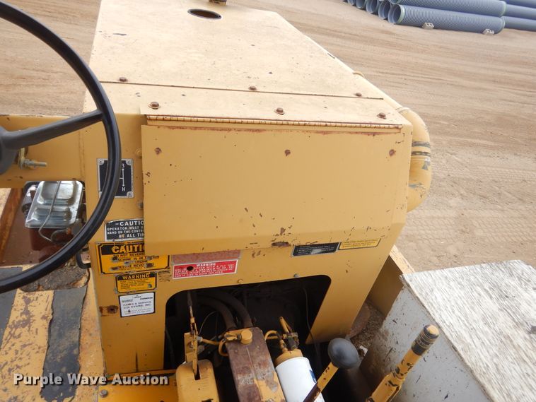 image for item KT9092 1987 Ferguson SP-912  pneumatic roller