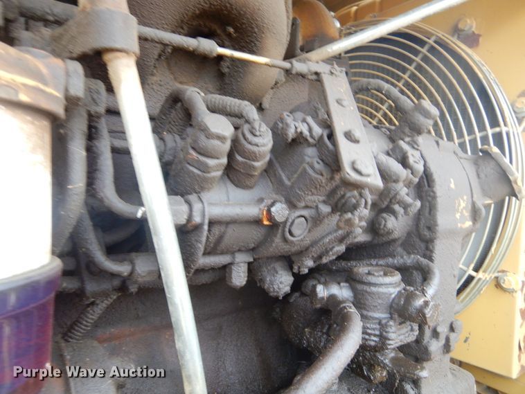 image for item KT9092 1987 Ferguson SP-912  pneumatic roller