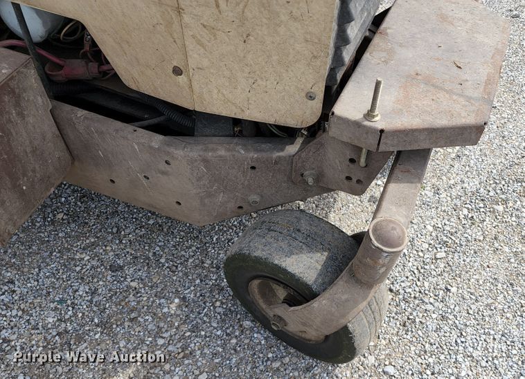 image for item KT9724 Grasshopper 930D  ZTR lawn mower