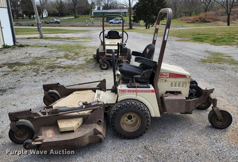 image for item KT9725 Grasshopper 725D  ZTR lawn mower