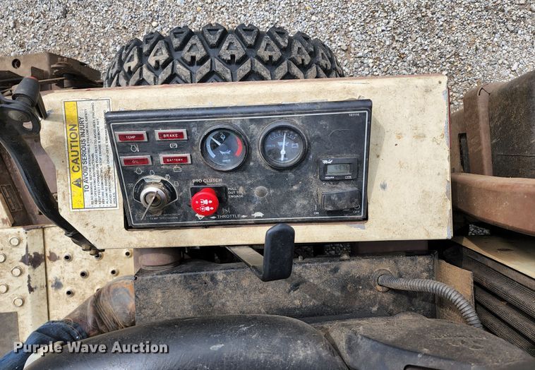 image for item KT9726 Grasshopper 725D  ZTR lawn mower