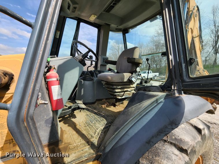 image for item KT9730 1998 Case 580L  backhoe