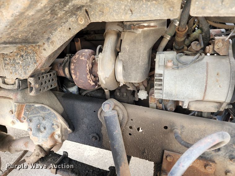 image for item KT9733 1988 Ford L9000  dump truck