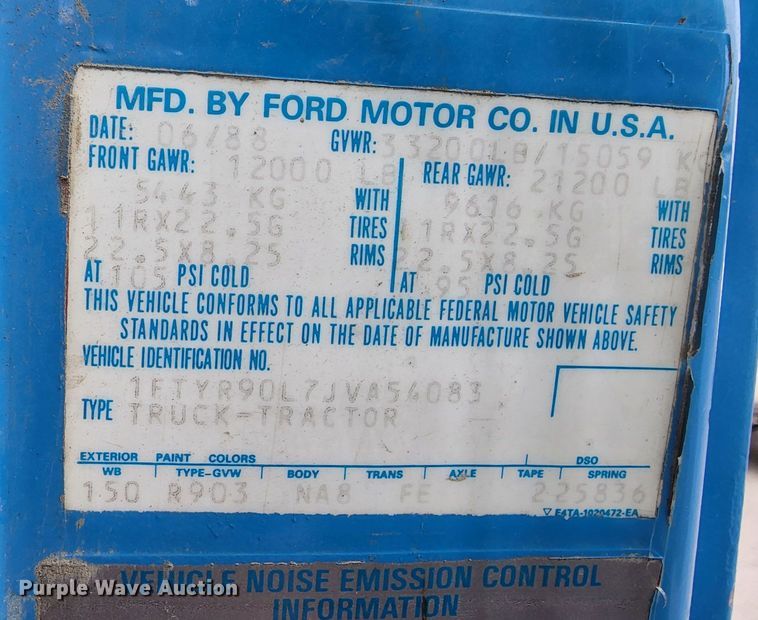 image for item KT9733 1988 Ford L9000  dump truck