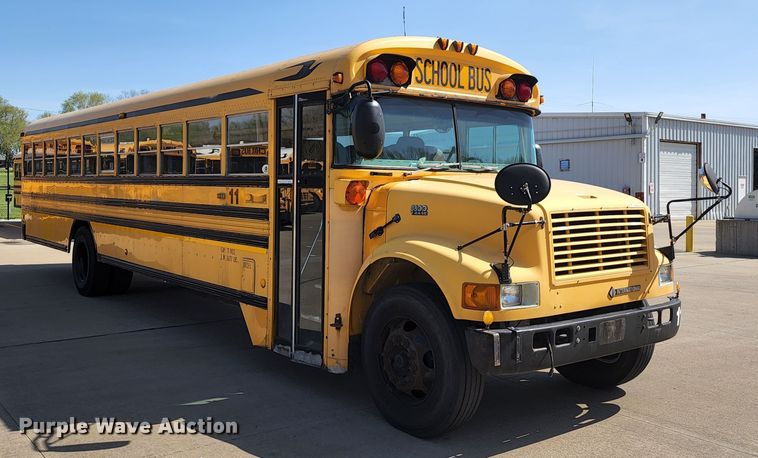 image for item KT9853 2003 International 3800  school bus