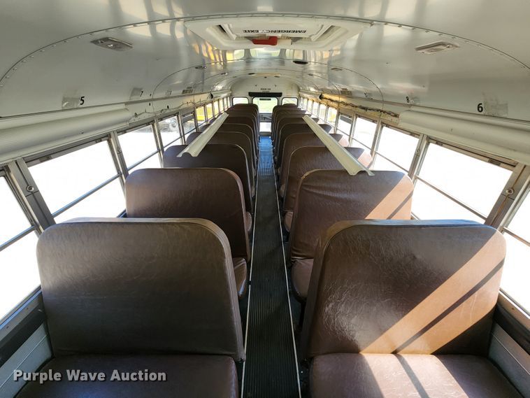 image for item KT9853 2003 International 3800  school bus