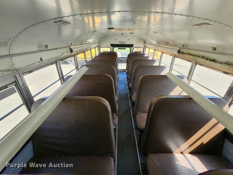 image for item KT9853 2003 International 3800  school bus