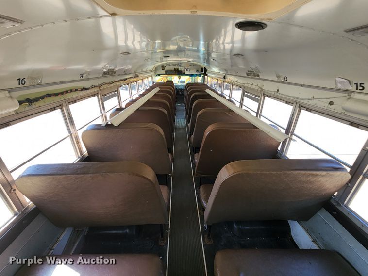 image for item KT9853 2003 International 3800  school bus