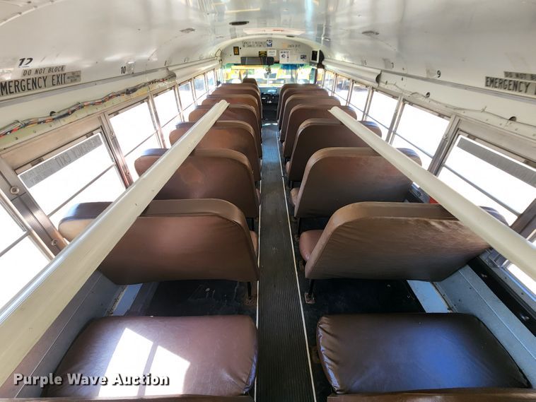 image for item KT9853 2003 International 3800  school bus