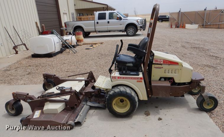 image for item LJ9966 Grasshopper 932  ZTR lawn mower