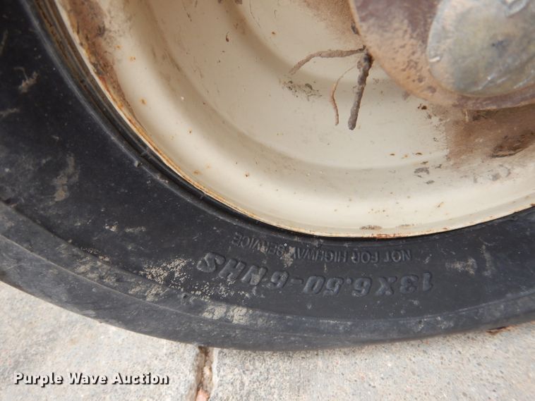 image for item LJ9966 Grasshopper 932  ZTR lawn mower