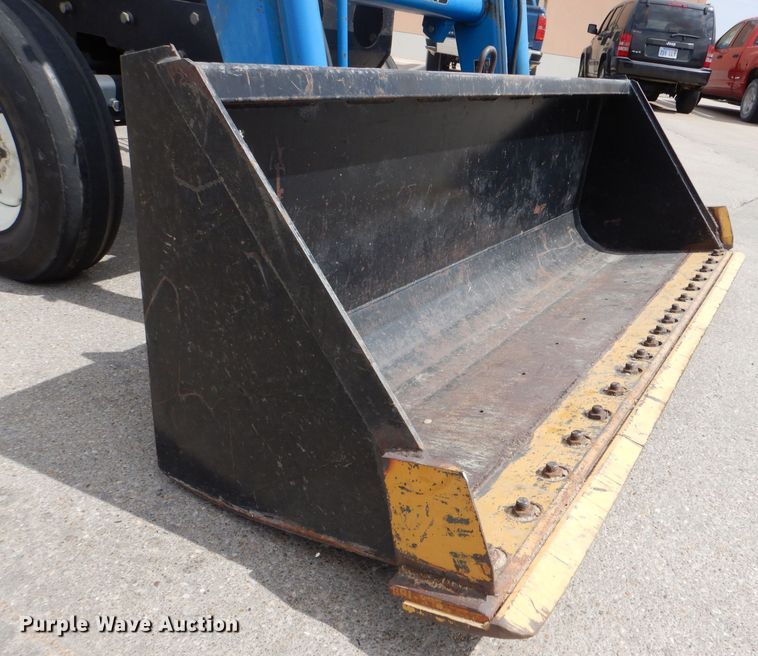 image for item LJ9981 Ford 3930  tractor