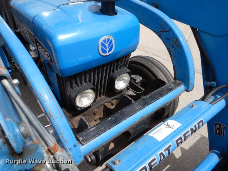 image for item LJ9981 Ford 3930  tractor