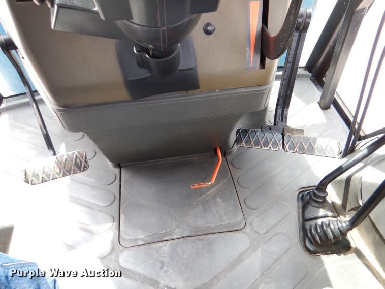 image for item LJ9981 Ford 3930  tractor