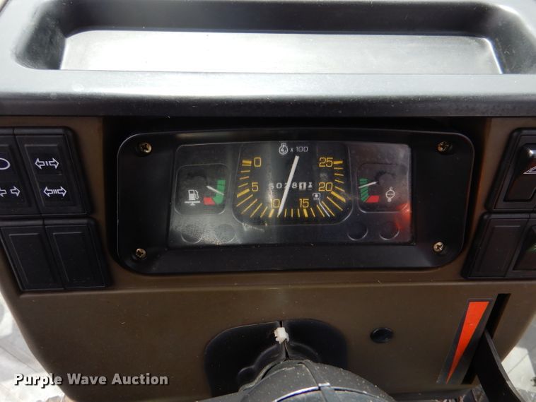 image for item LJ9981 Ford 3930  tractor