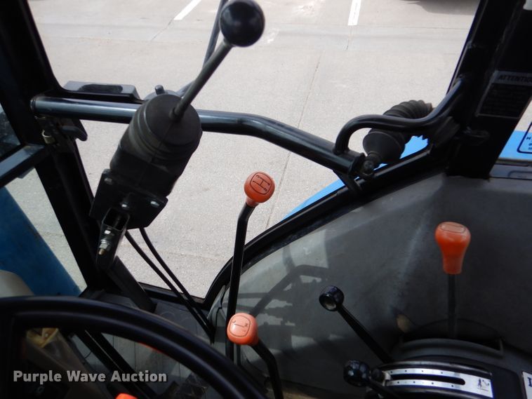 image for item LJ9981 Ford 3930  tractor