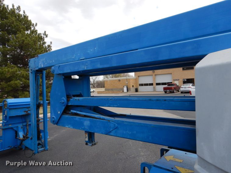 image for item LJ9985 1993 Genie Z-60/34  boom lift
