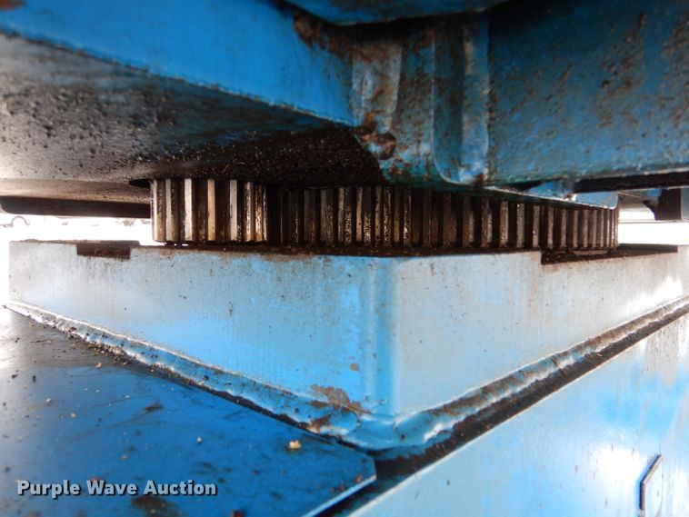 image for item LJ9985 1993 Genie Z-60/34  boom lift