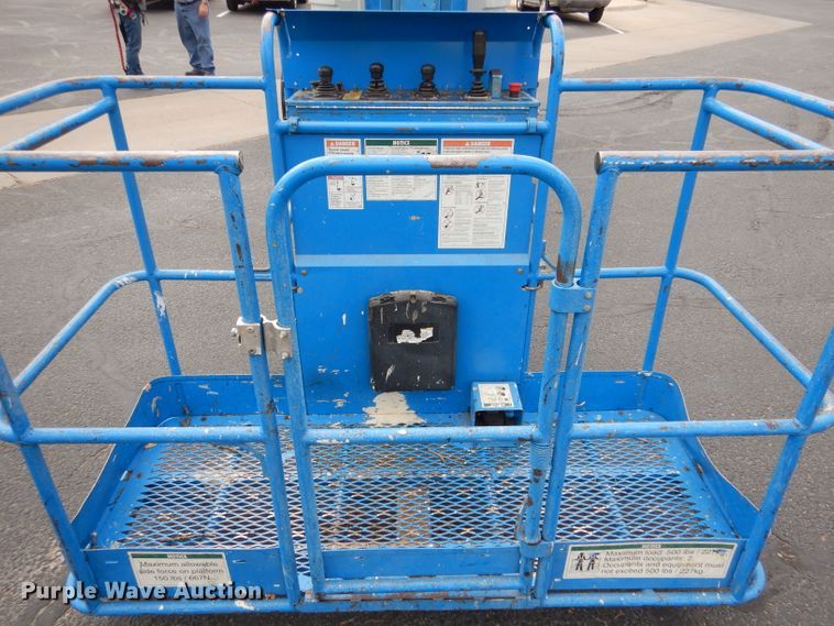 image for item LJ9985 1993 Genie Z-60/34  boom lift