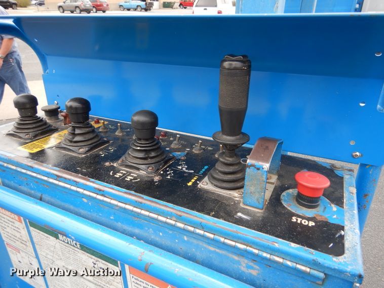 image for item LJ9985 1993 Genie Z-60/34  boom lift