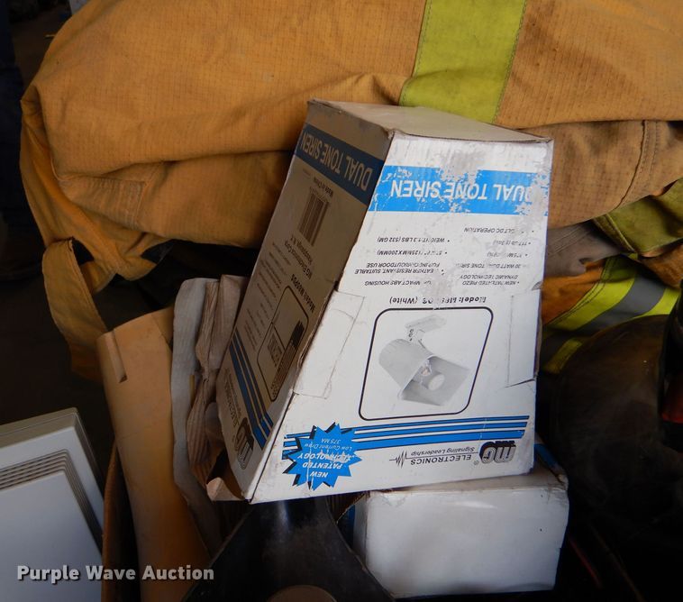 image for item LS9089 Fire fighting equipment