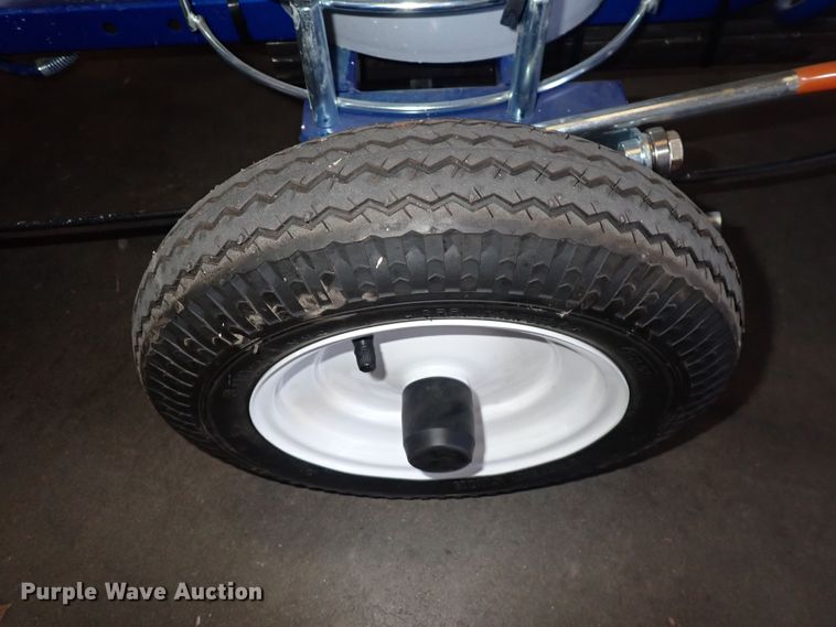 image for item MA9604 Graco Line Lazer 3400  paint striper