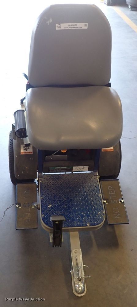 image for item MA9605 Graco Line Driver HD  striping machine