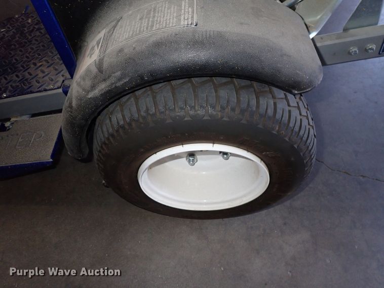 image for item MA9605 Graco Line Driver HD  striping machine