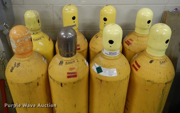 image for item MF9038 (8) DOT cascade cylinders