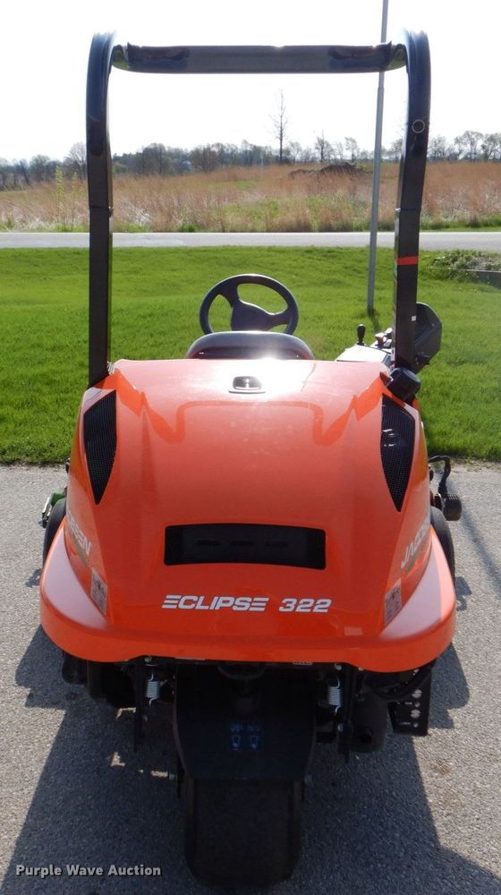 image for item MF9059 2015 Jacobsen Eclipse 322  reel mower
