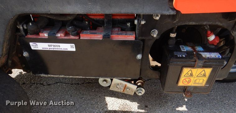 image for item MF9059 2015 Jacobsen Eclipse 322  reel mower