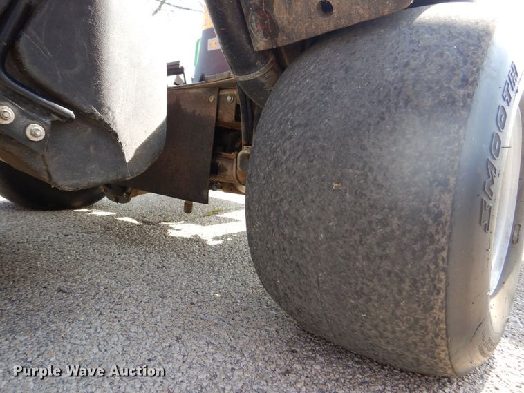 image for item MF9059 2015 Jacobsen Eclipse 322  reel mower