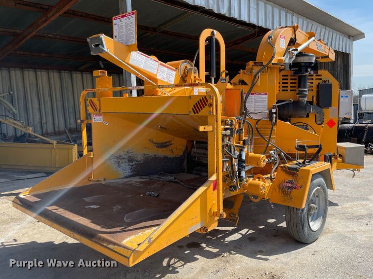 image for item MJ9580 2016 Bandit 250XP  wood chipper