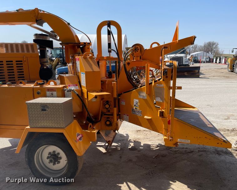 image for item MJ9580 2016 Bandit 250XP  wood chipper