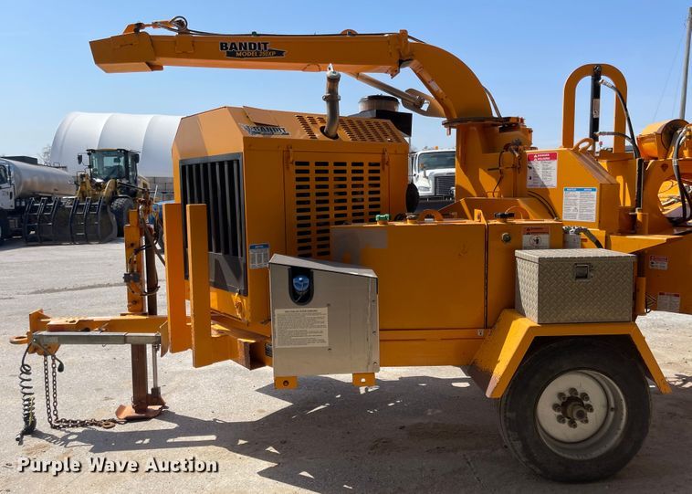 image for item MJ9580 2016 Bandit 250XP  wood chipper