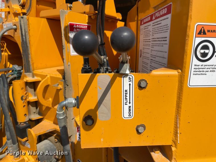 image for item MJ9580 2016 Bandit 250XP  wood chipper