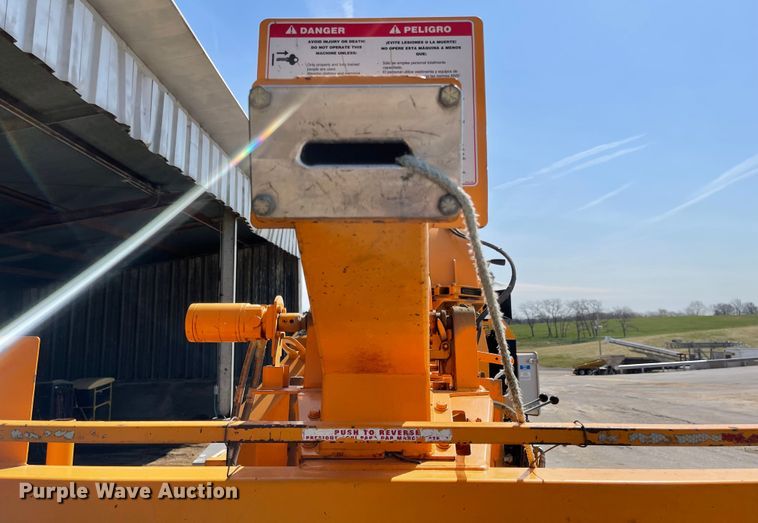 image for item MJ9580 2016 Bandit 250XP  wood chipper