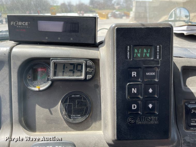 image for item MJ9585 2010 Sterling L-Line  dump truck