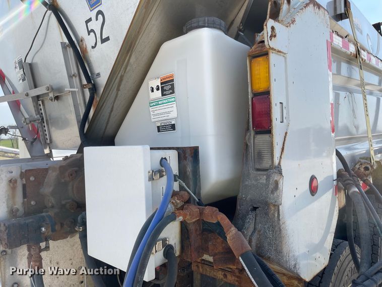 image for item MJ9585 2010 Sterling L-Line  dump truck