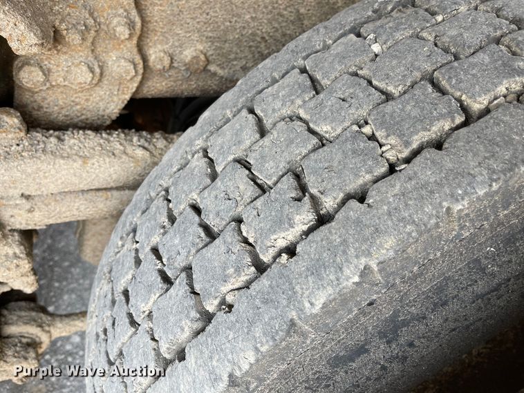 image for item MJ9585 2010 Sterling L-Line  dump truck