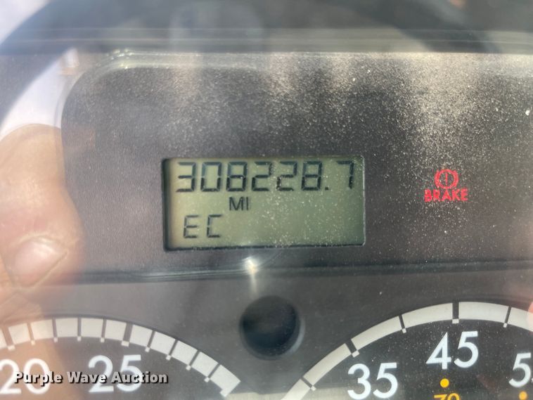 image for item MJ9585 2010 Sterling L-Line  dump truck