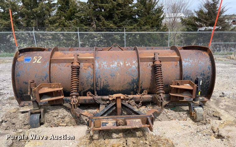 image for item MJ9585 2010 Sterling L-Line  dump truck