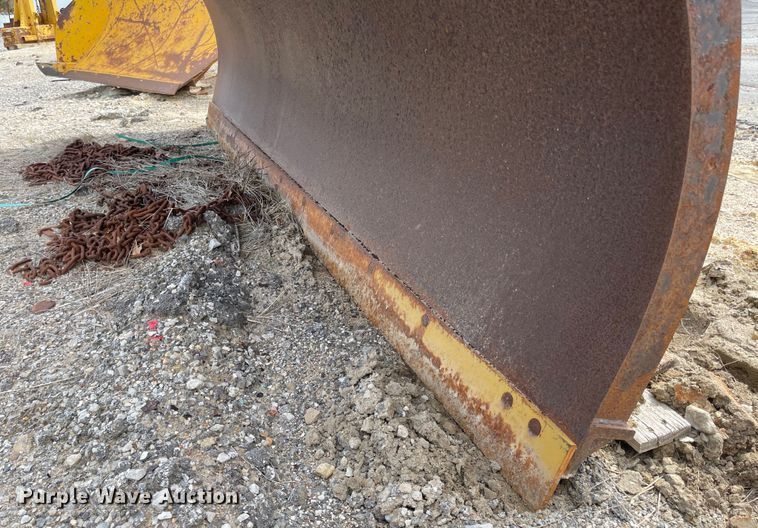 image for item MJ9585 2010 Sterling L-Line  dump truck