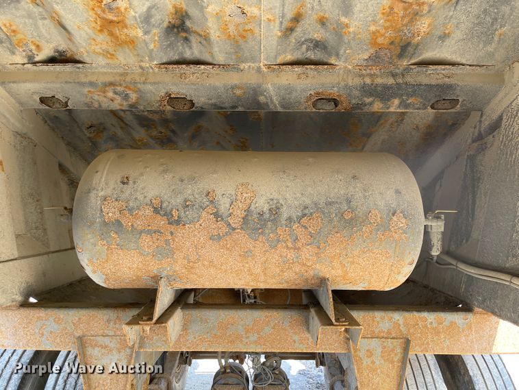 image for item MJ9586 2012 Manac SBD40  bottom dump trailer