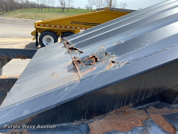 image for item MJ9586 2012 Manac SBD40  bottom dump trailer