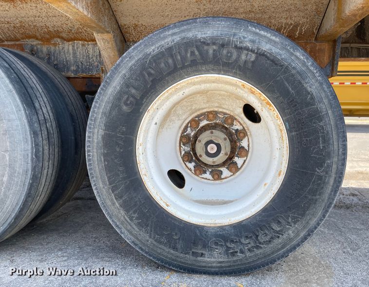 image for item MJ9586 2012 Manac SBD40  bottom dump trailer