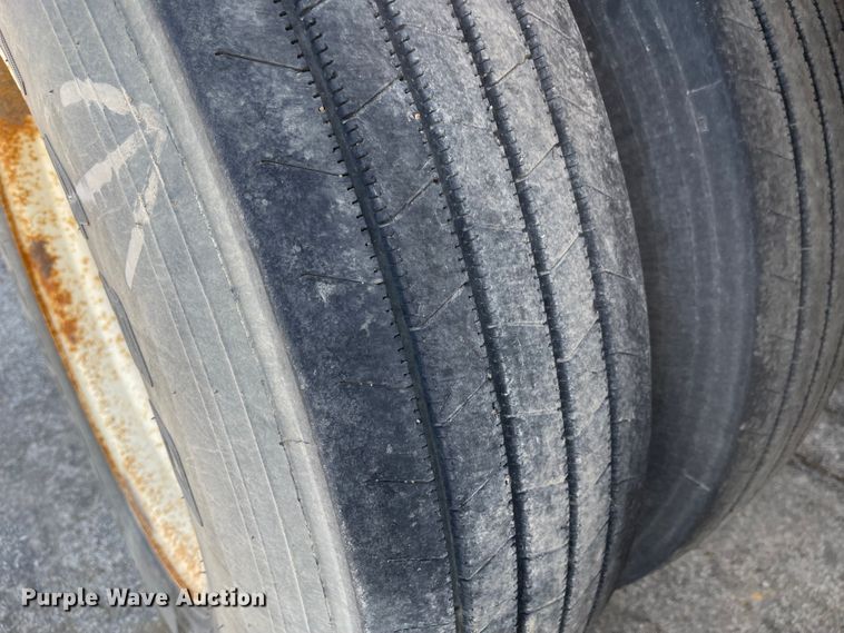 image for item MJ9586 2012 Manac SBD40  bottom dump trailer