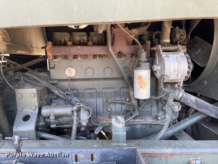 image for item MJ9617 1987 Champion 710A  motor grader