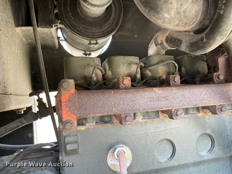 image for item MJ9617 1987 Champion 710A  motor grader