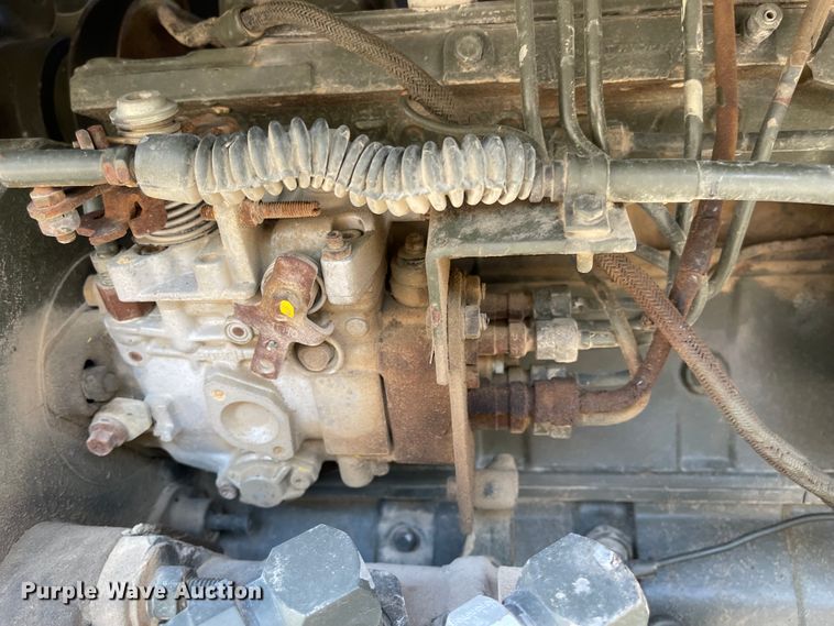 image for item MJ9617 1987 Champion 710A  motor grader